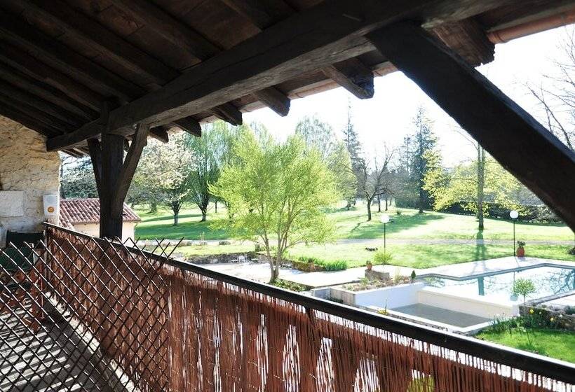 Полулюкс, Le Mas Des Bories   Grand Périgueux