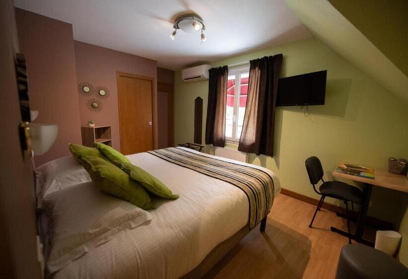 Номер Стандарт, Logis Hotel Restaurant L Escapade