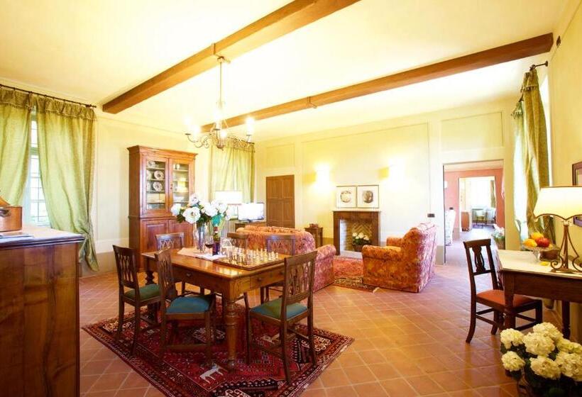 Люкс Superior, Relais Castello Di Razzano