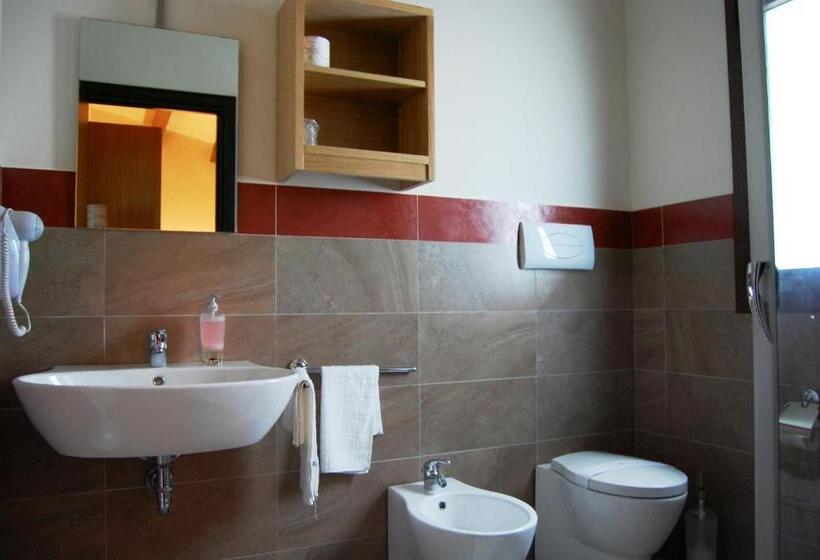 اتاق استاندارد یک نفره, Terre Iblee Resort