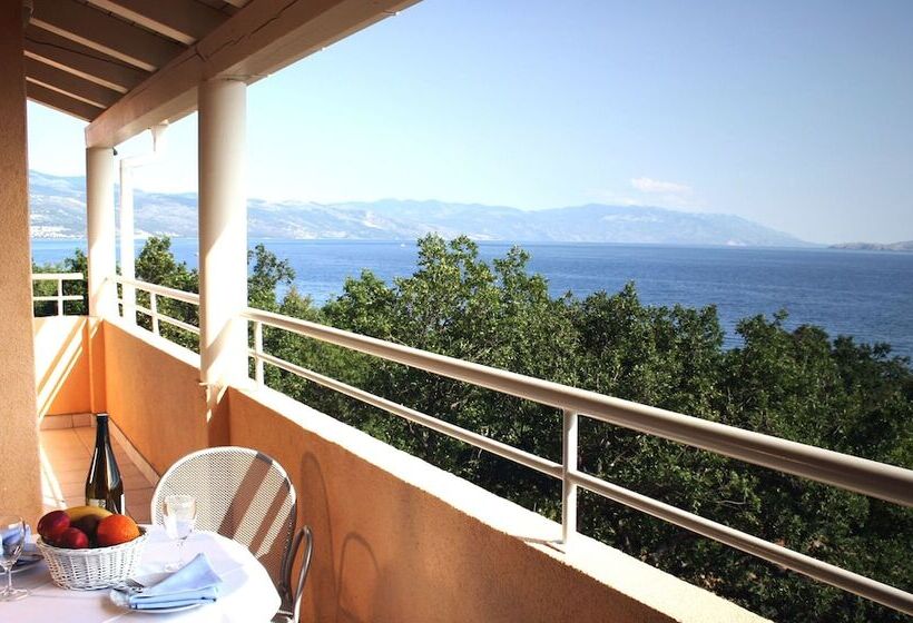 3 Bedroom Premium Apartment, Mövenpick Hotel & Residences Kvarner Bay