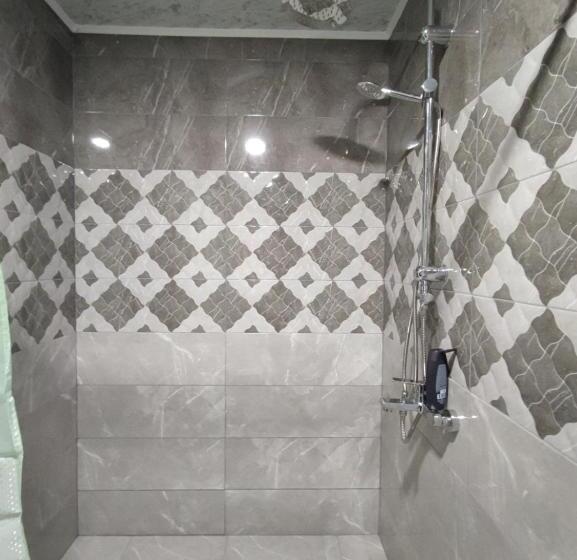 Номер Deluxe с Гидромассажем, Leshtenski Rai Guest House