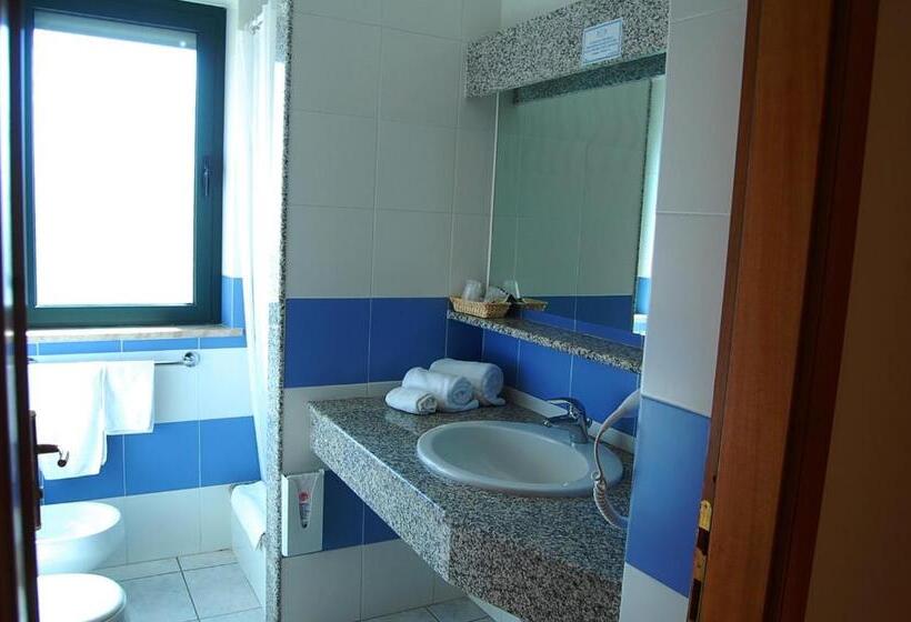 اتاق استاندارد, Nicolaus Club Torre Moresca