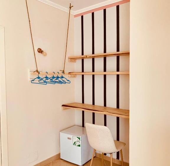 标准间带阳台, Family Tree   Quiet Area  Self Check In