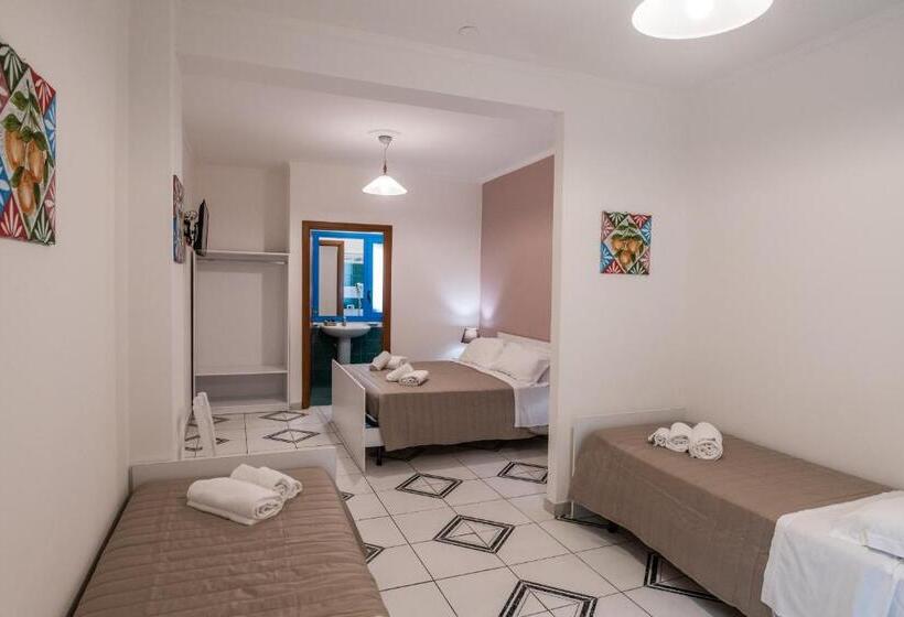 اتاق استاندارد چهار تخته, Ada Hotel & Apartments
