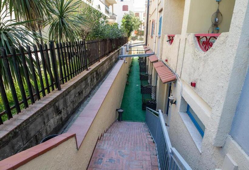 اتاق استاندارد چهار تخته, Ada Hotel & Apartments