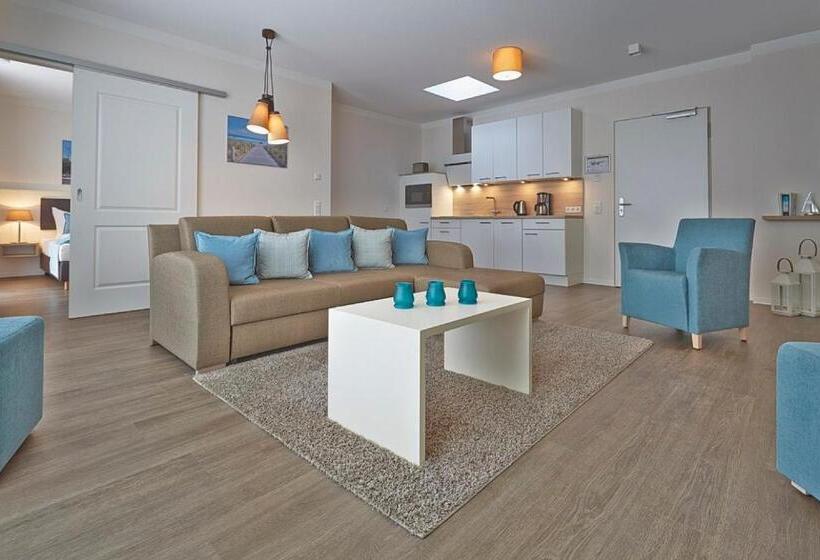 带1个卧室的带阳台的公寓, Aparthotel Waterkant Suites   Fewos Am Meer Mit Spa