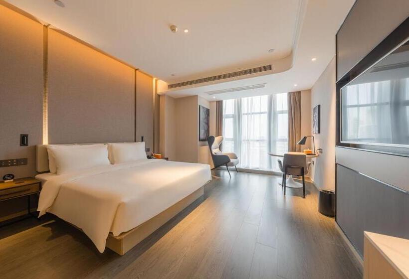 Номер Deluxe, Atour Hotel Nanjing Olympics Sports Center Cbd