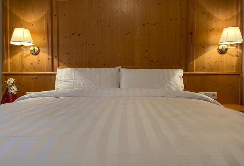 سوییت خانوادگی, Villa Verde B&b