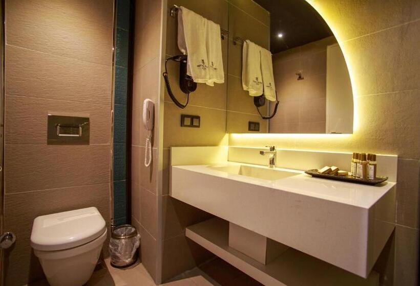 Трехместный Номер Superior, Mitte Port Hotel Konak Izmir