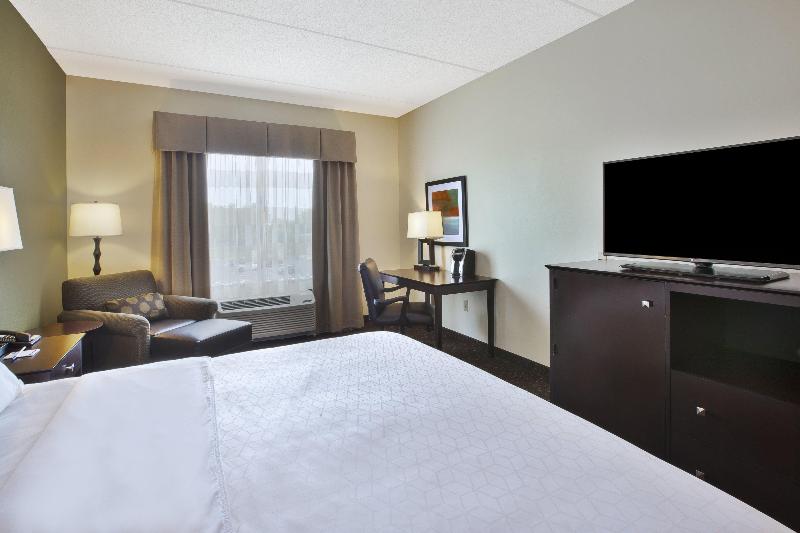 带大床的标准间, Holiday Inn Express & Suites Geneva Finger Lakes, An Ihg