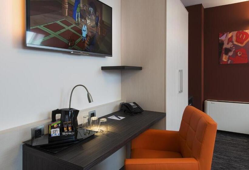 Семейное Студио, Orange Hotel La Louvière