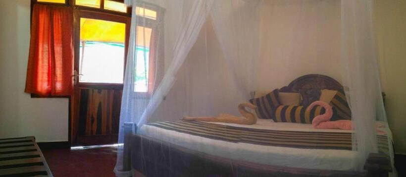 اتاق استاندارد با چشم‌انداز کوهستان, Ella River Face Inn