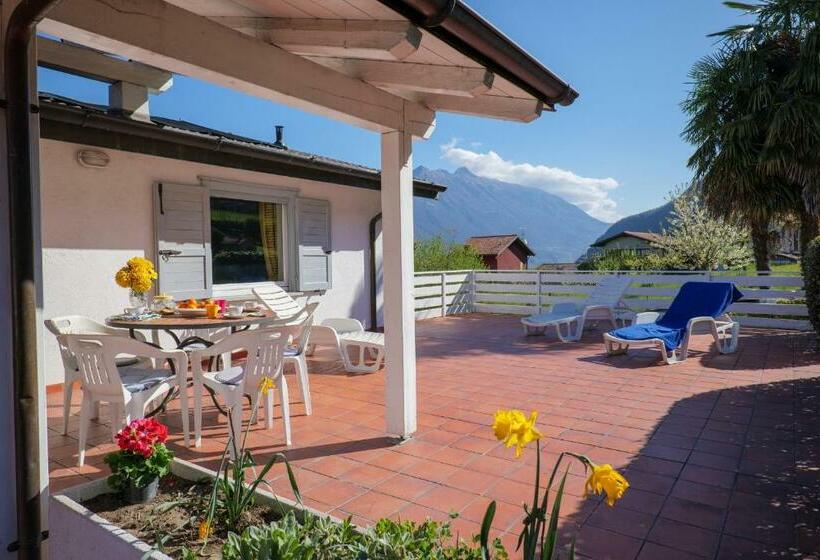 带1个卧室带花园景观的公寓, Casa Del Sole