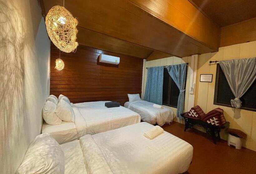 Бунгало Стандарт, Marina Resort Koh Phayam Ranong