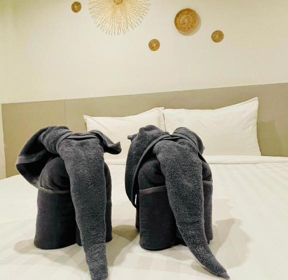 ガーデンビューデラックスルーム, Marina Resort Koh Phayam Ranong