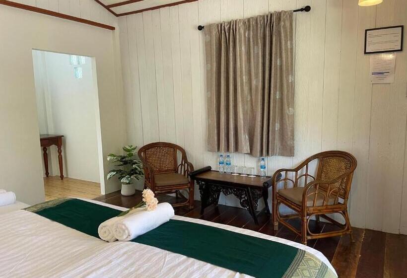 Бунгало Стандарт Вид на Море, Marina Resort Koh Phayam Ranong