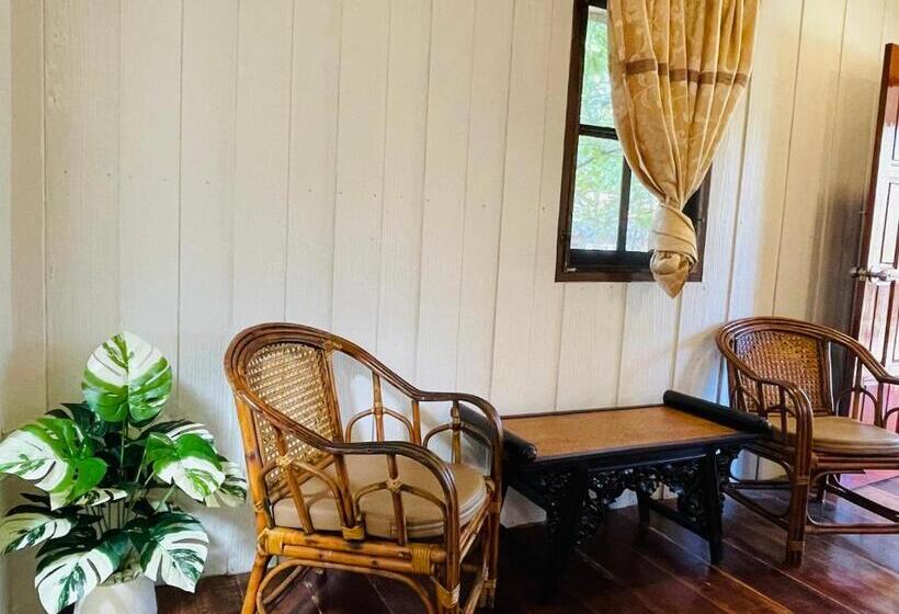 Бунгало Стандарт Вид на Море, Marina Resort Koh Phayam Ranong