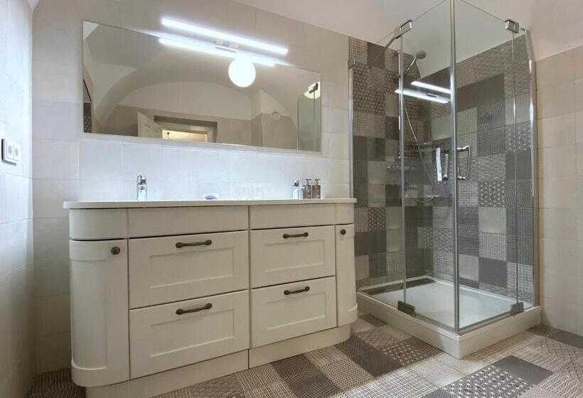 Трехместный Номер Deluxe, Penzion U Anděla