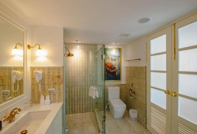 Полулюкс, Buri Sriping Riverside Resort & Spa   Sha Extra Plus