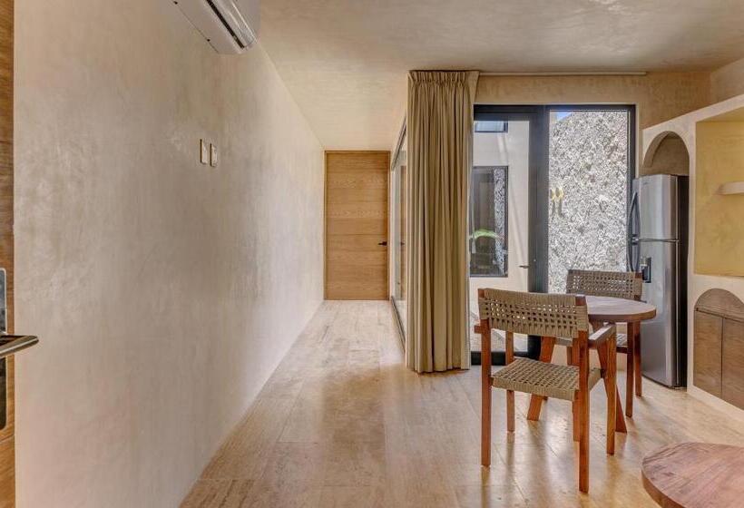 プール付きジュニアスイート, Eterna Tulum
