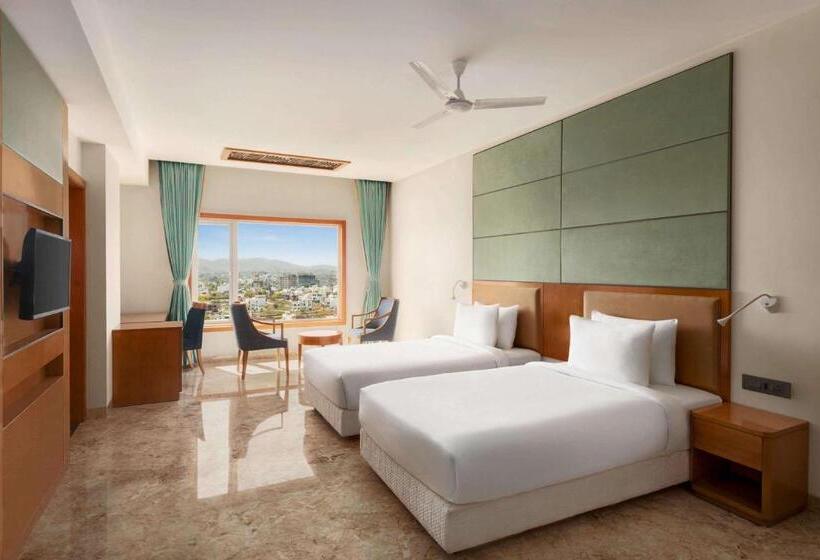 豪华房间, Howard Johnson By Wyndham Udaipur Roop Nagar