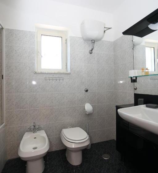 Номер Стандарт, B&b Saracinello