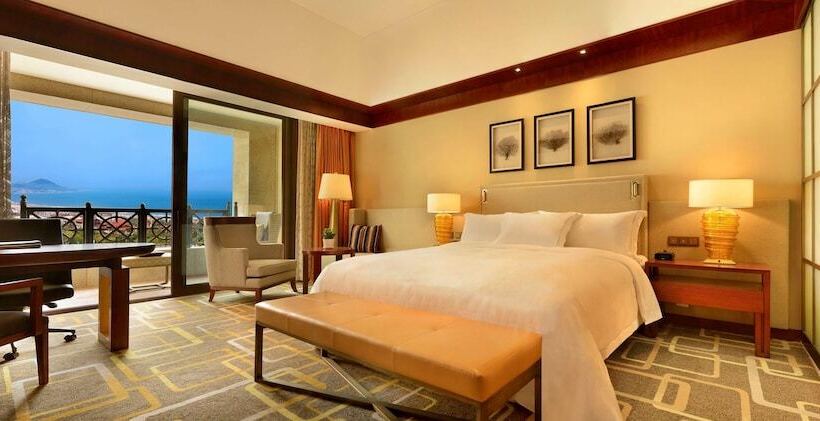 Номер Executive Вид на Море, Hilton Qingdao Golden Beach