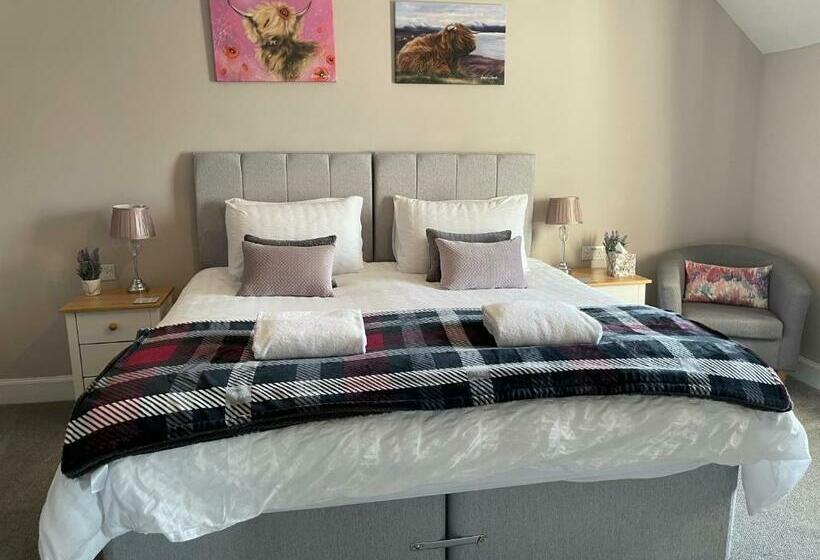 Номер Deluxe Вид на Озеро, Whinburn Guest House