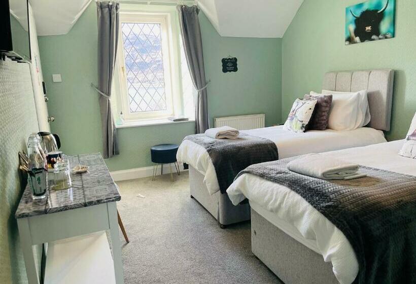 Номер Deluxe Вид на Озеро, Whinburn Guest House