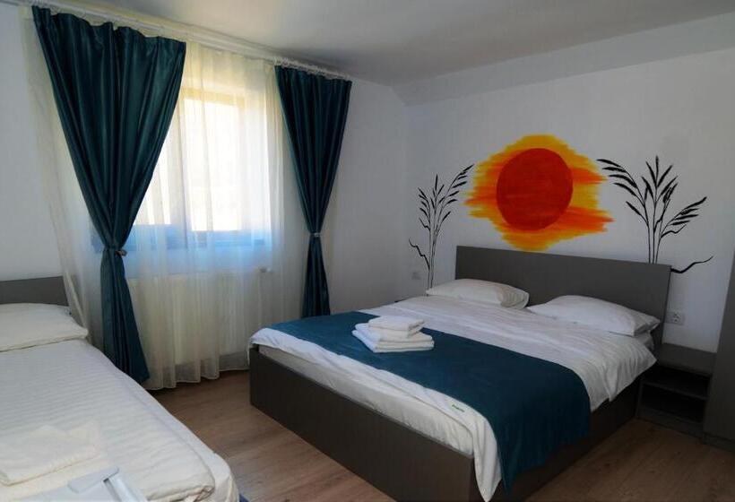 اتاق استاندارد سه نفره, Vila Poienița Căciulata
