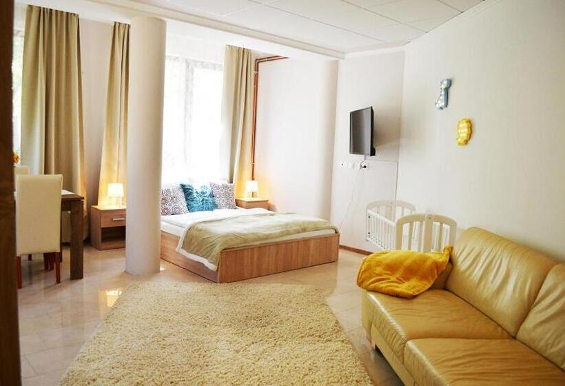 Номер Deluxe, Gyula Wellness Villa