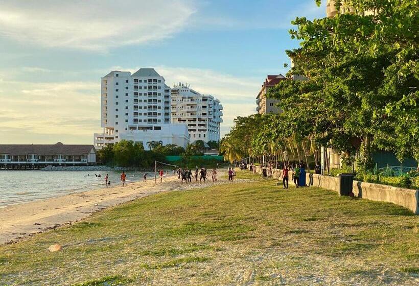 オーシャンビュースーペリアースイート, Maison Seaview Suites Port Dickson