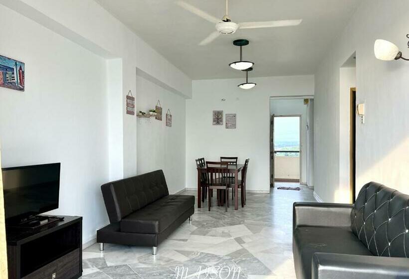 プレジデントスイートルーム, Maison Seaview Suites Port Dickson