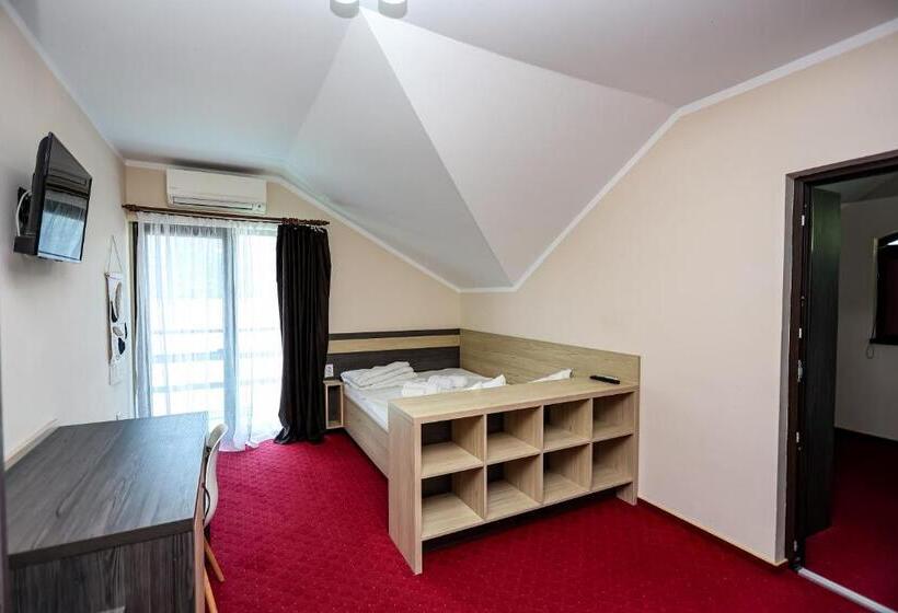 سوئیت 2 خوابه, Casa Celestin