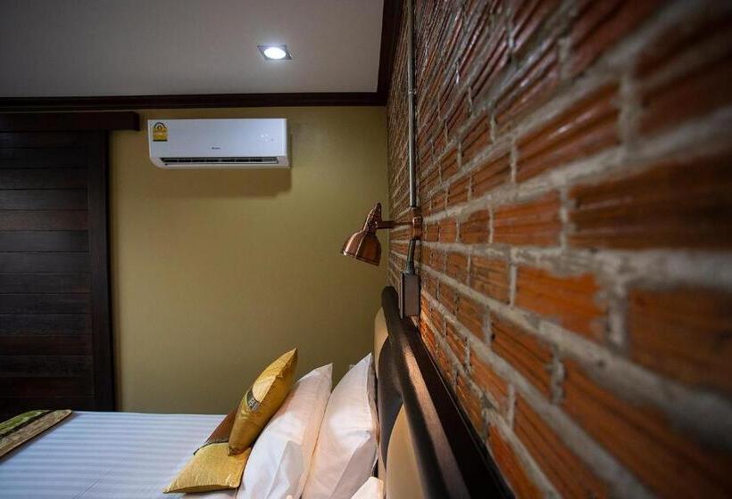 Номер Deluxe, Buddies Loft Samet