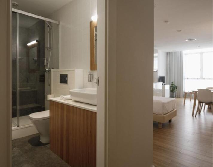 استودیوی سوپریور, Mush Room Apartamentos
