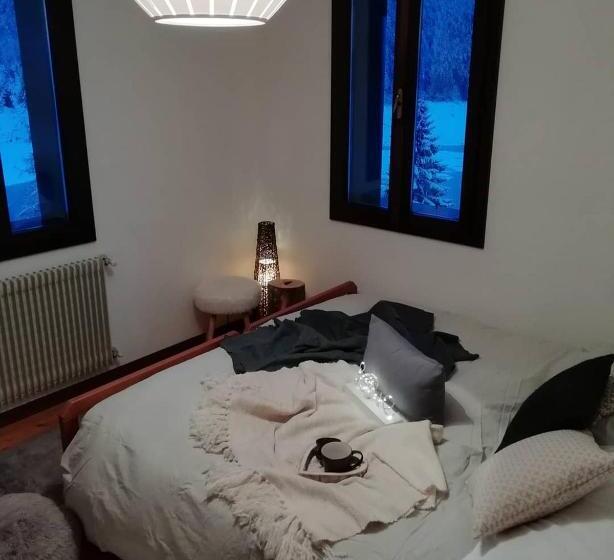 Семейный Номер, Elison On The Lake B&b