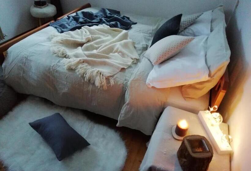 Семейный Номер, Elison On The Lake B&b