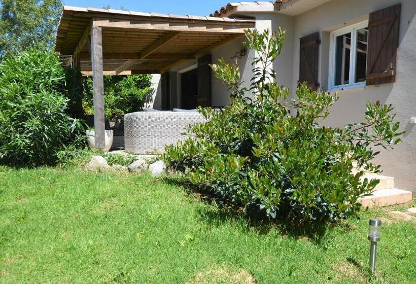 آپارتمان 2 خوابه, Résidence I Levri