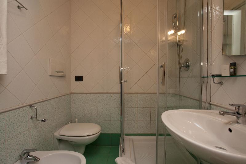 اتاق راحتی, Zodiacus Residence