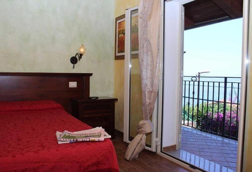 스탠다드 스튜디오 바다 전망, Villa Paladino   B&b E Guest House