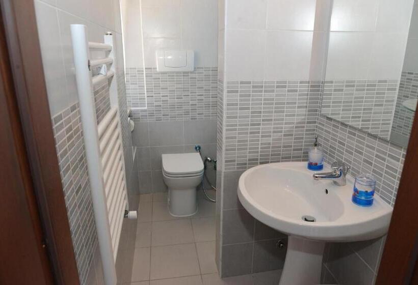 اتاق استاندارد یک نفره, I Villini B&b