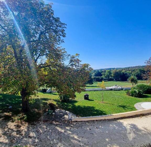 Семейный Номер, Chateau Erigoye