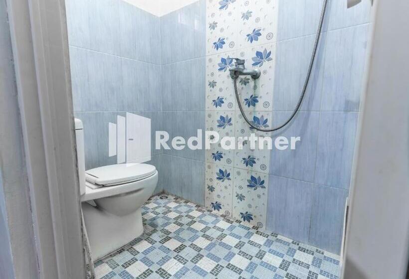 Номер Стандарт, Nafisa Homestay Syariah Near Jatim Park 3 Batu Mitra Reddoorz