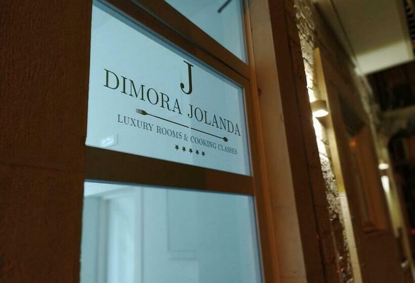اتاق لوکس, Dimora Jolanda