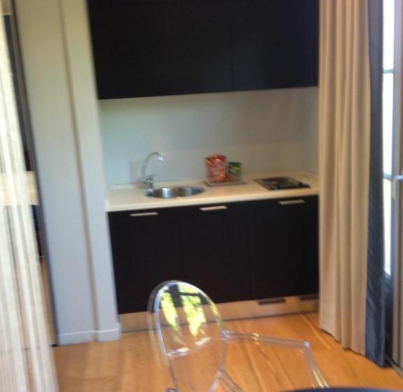 סוויטת ג'וניור, Joia Hotel & Luxury Apartments