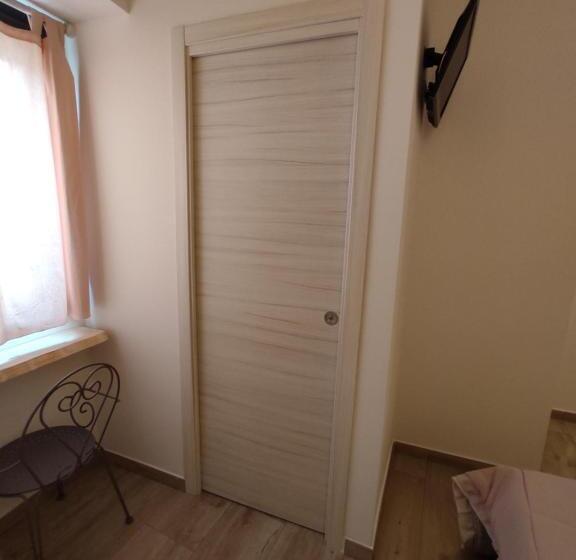 اتاق استاندارد, B&b La Maison Del Borgo Antico