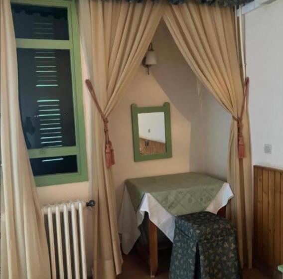 Четырехместный Номер Стандарт, Auberge Des Cascades Imouzzer   Paradise Valley