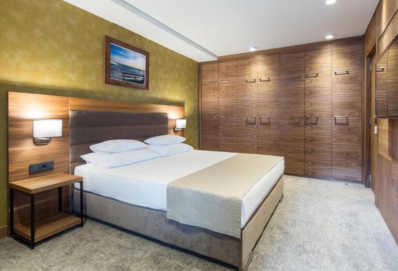 سوییت خانوادگی, Grand Kopaonik